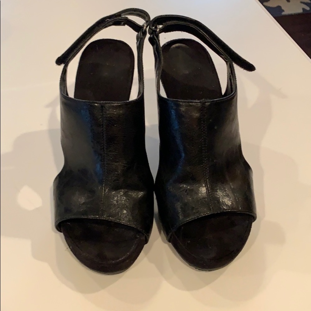 A2 by Aerosoles black wedges